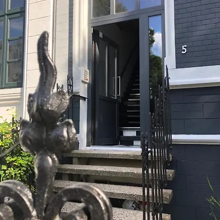 East-village-no5 *